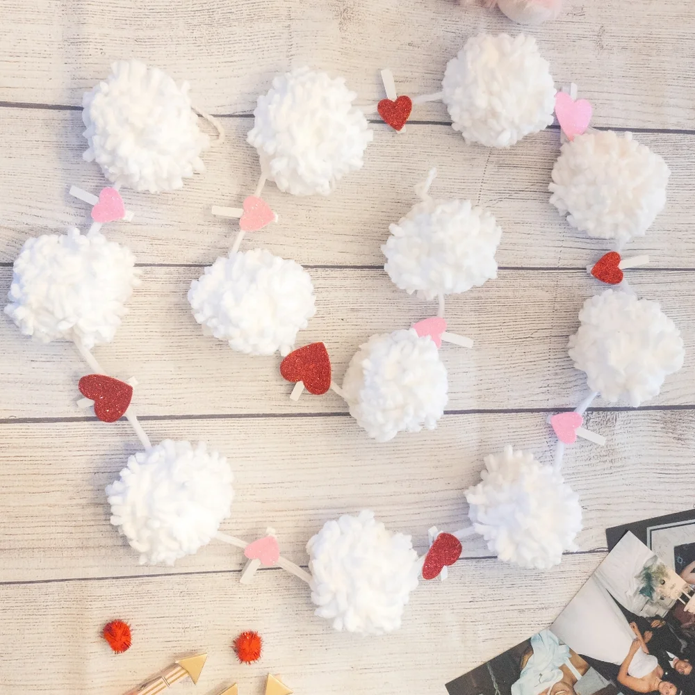 Valentines Photo Garland 6' Red or White